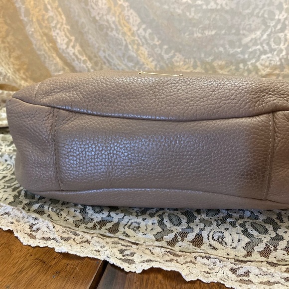 Vintage Michael, Kors, HALLIE, leather shoulder bag Crossbody SHOULDERBAG​ - Picture 7 of 13